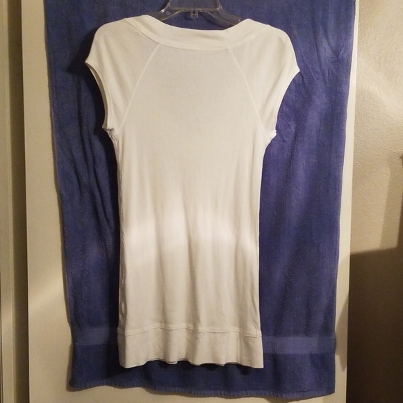 Victoria secret tee - Picture 3 of 4